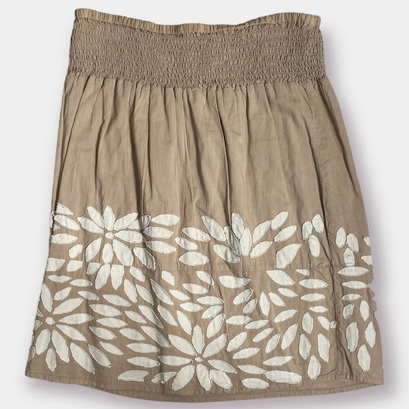 NEW Biographie Khaki Skirt Size XL - Picture 1 of 3
